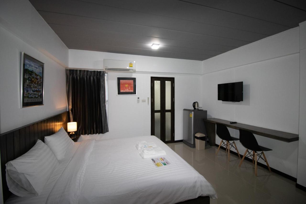 ดิ 168 แกลเลอรี เรสซิเดนซ์ แอนด์ โฮเต็ล Hotel เชียงใหม่ ภายนอก รูปภาพ