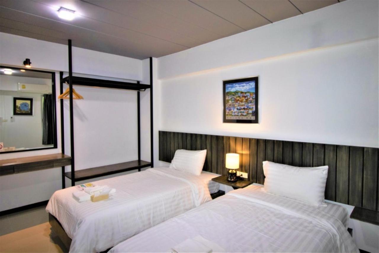 ดิ 168 แกลเลอรี เรสซิเดนซ์ แอนด์ โฮเต็ล Hotel เชียงใหม่ ภายนอก รูปภาพ